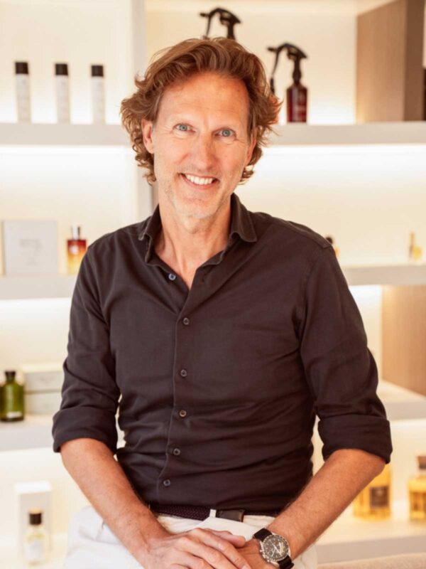 Philip Hillege - Co-Founder of Skins Cosmetics