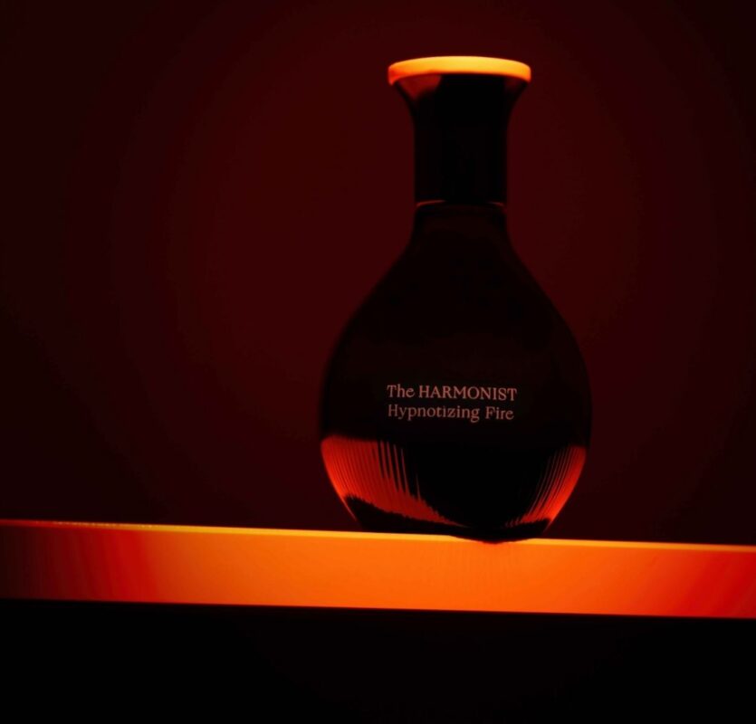 Hypnotizing Fire By The Harmonist